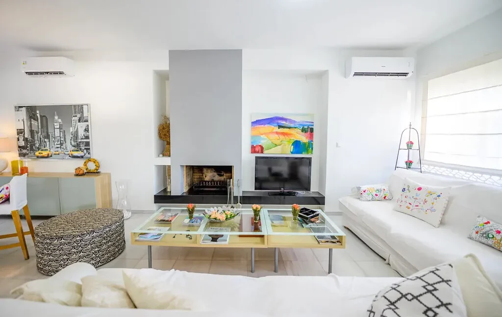 seafront-villa-for-sale-in-athens-18123477_05