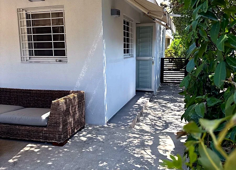 1-bedroom-house-for-rent-vouliagmeni-center-70-m-97825125_02