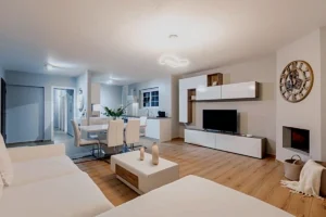 2-Bedroom Apartment for rent Glyfada, Golf – 95 m²