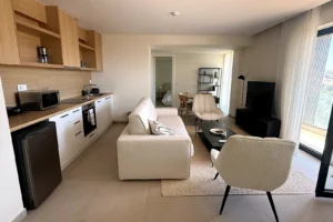 2-Bedroom Apartment for rent Varkiza – 85 m²