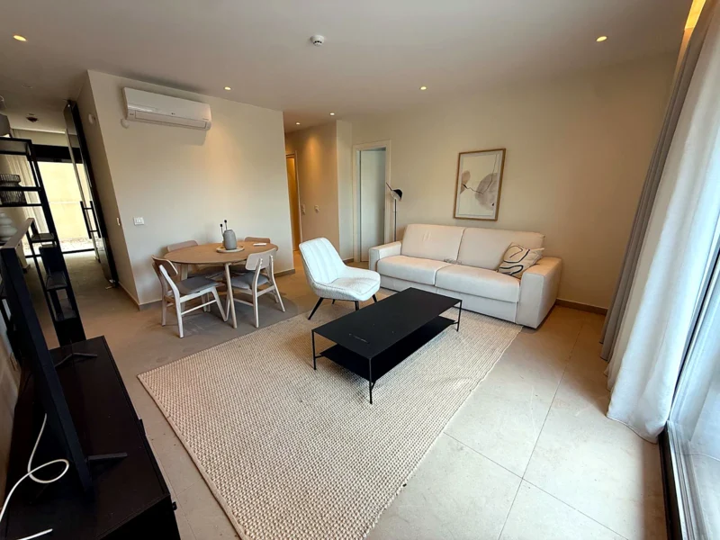 2-Bedroom Apartment for rent Varkiza – 90 m²