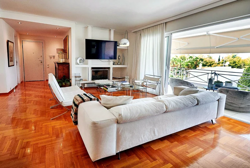 2-Bedroom Apartment for rent Voula, Πηγαδάκια – 150 m²