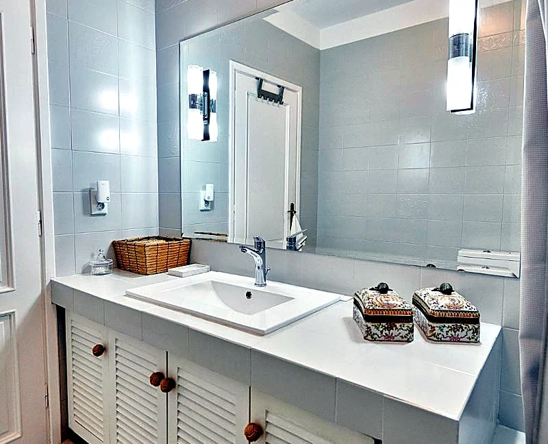 2-bedroom-apartment-for-rent-voula-150-m-70732467_15
