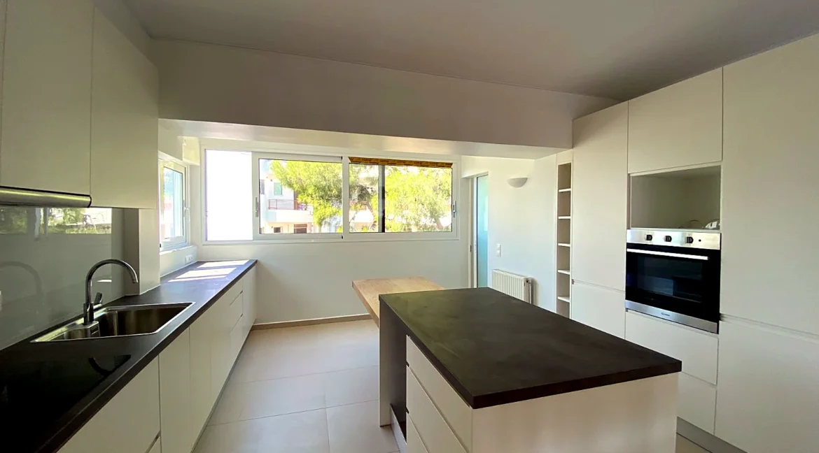 2-bedroom-apartment-for-rent-voula-center-140-m-70180000_02