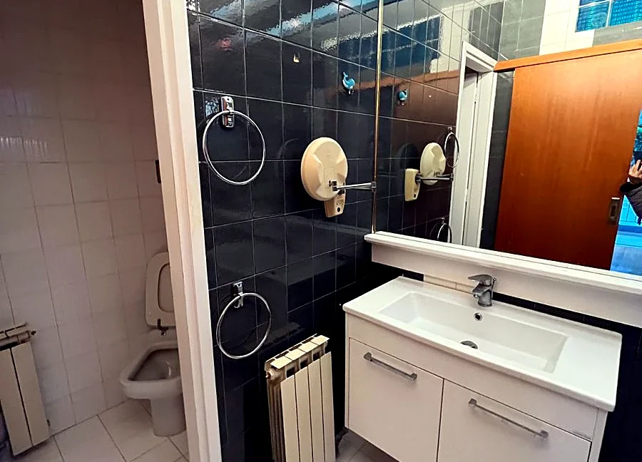 2-bedroom-apartment-for-rent-voula-kalymniotika-135-m-70224031_08
