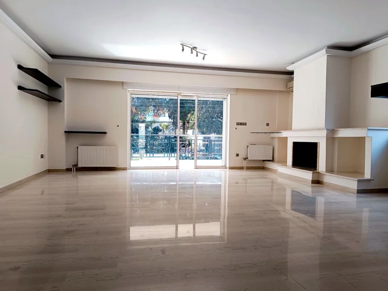 2-Bedroom Apartment for rent Vouliagmeni, Center – 97 m²