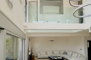 2-Bedroom Property for rent Vouliagmeni, Center – 120 m²