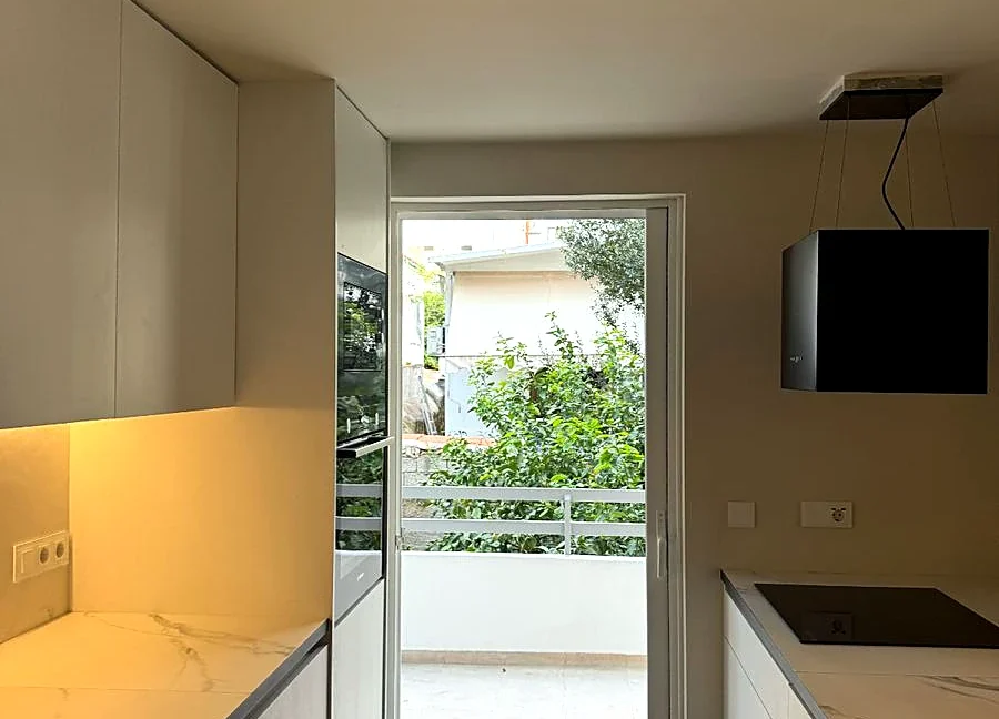 3-bedroom-apartment-for-rent-alimos-kalamaki-101-m-96357513_02