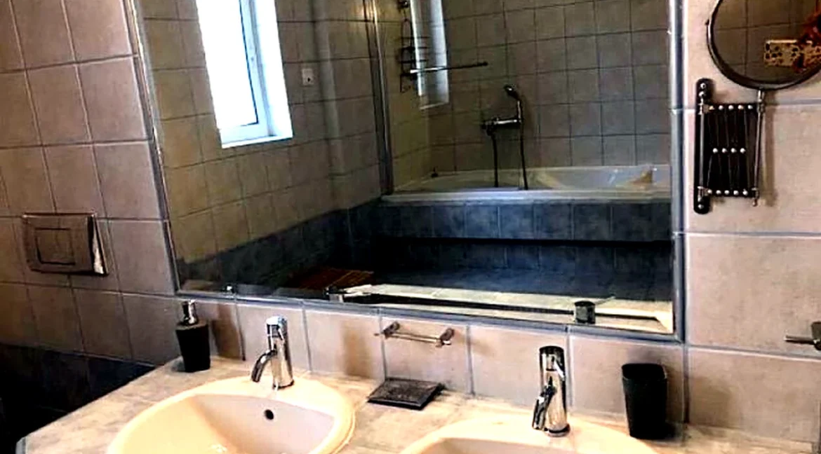 3-bedroom-apartment-for-rent-glyfada-aixoni-182-m-95815496_11