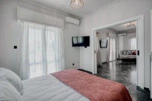 3-Bedroom Apartment for rent Glyfada, Kato Glyfada – 135 m², 2nd floor