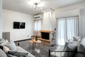 3-Bedroom Apartment for rent Glyfada, Kato Glyfada – 135 m²