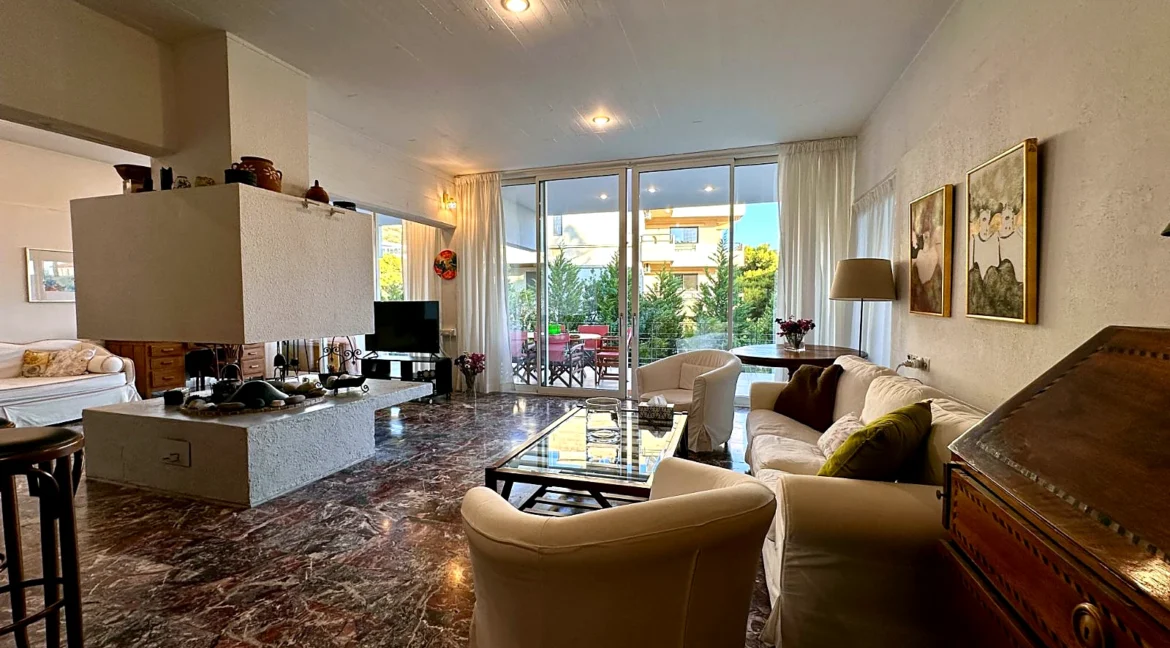 3-bedroom-apartment-for-rent-vouliagmeni-center-150-m-70496226_01