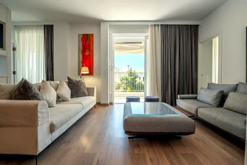 3-Bedroom Apartment for rent Vouliagmeni, Kavouri – 100 m²