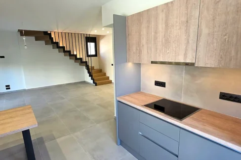 3-Bedroom Maisonette for rent Voula, Kalymniotika – 114 m²