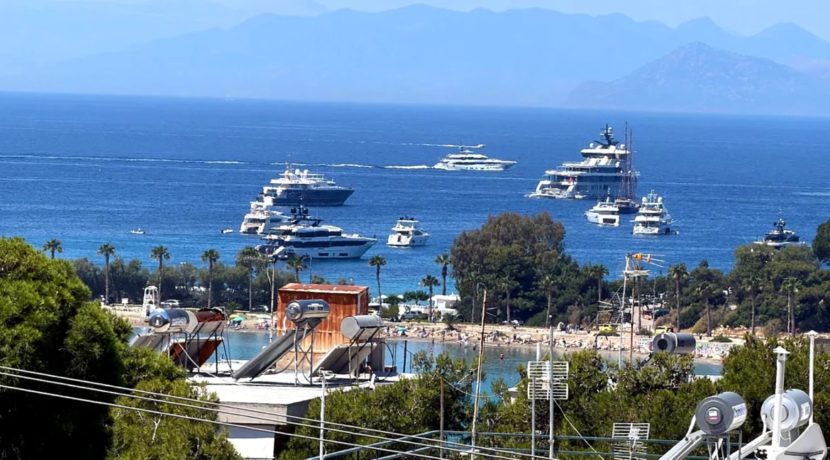 3-bedroom-maisonette-for-rent-vouliagmeni-center-145-m-96624222_01