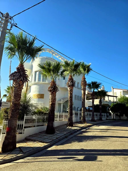 4-Bedroom House for rent Alimos, Kefallinion – 342 m²