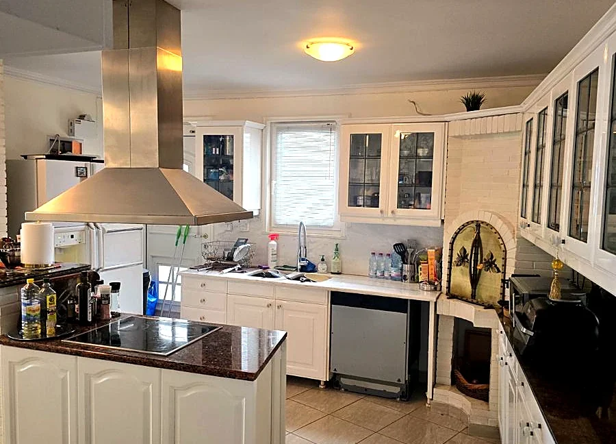 4-bedroom-house-for-rent-alimos-kefallinion-342-m-70162834_10