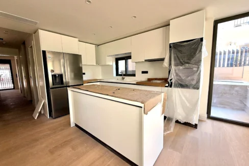 4-bedroom-maisonette-for-rent-glyfada-kato-glyfada-235-m-96165505_03