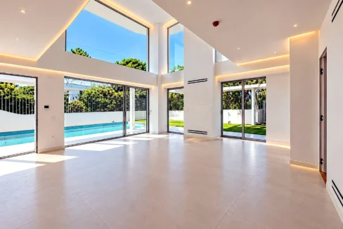 4-Bedroom Maisonette for rent Glyfada, Kato Glyfada – 303 m²