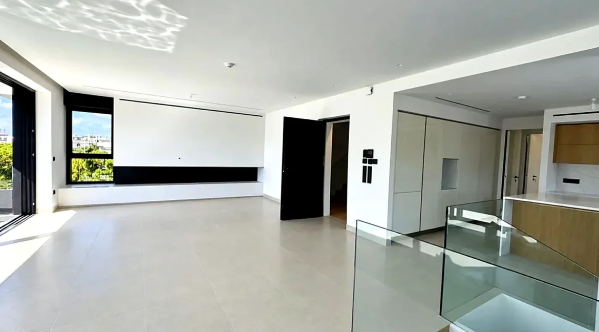 4-bedroom-maisonette-for-rent-voula-center-200-m-79002495_03