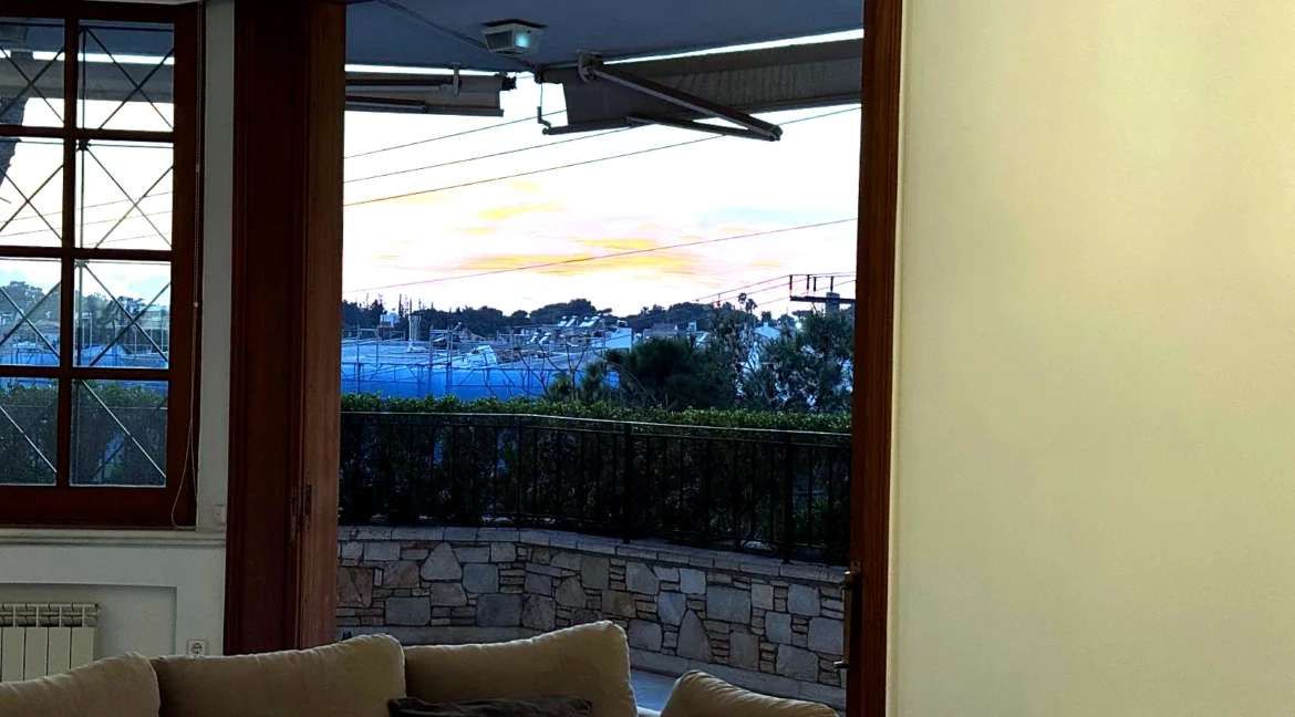 4-bedroom-maisonette-for-rent-vouliagmeni-center-250-m-70331471_09