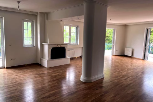 5-bedroom-maisonette-for-rent-vouliagmeni-center-220-m-70637146_01