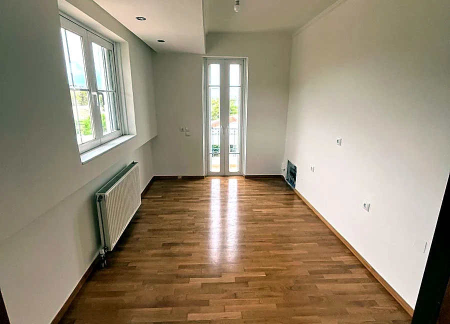 5-bedroom-maisonette-for-rent-vouliagmeni-center-220-m-70637146_10