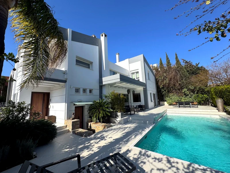 5-Bedroom Villa for rent Varkiza, Vari – 450 m²