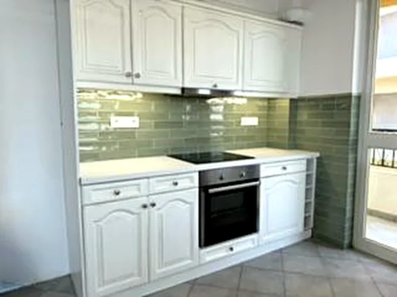Apartment for rent Voula, Dikigorika – 137 m²