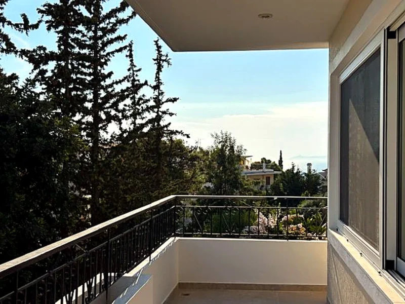 Apartment for rent Voula, Dikigorika – 145 m²