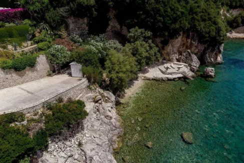 beautiful-beachfront-villa-for-sale-in-c-18369544_18