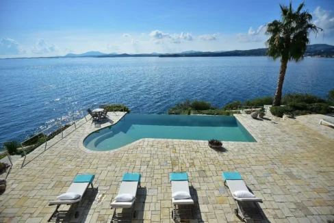 beautiful-beachfront-villa-for-sale-in-c-18369544_20