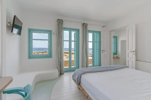beautiful-panoramic-house-for-sale-in-io_04