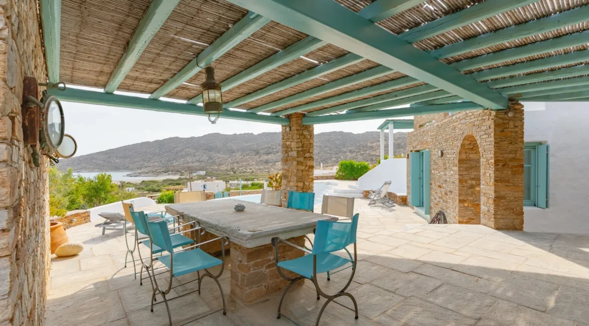 beautiful-panoramic-house-for-sale-in-io_10