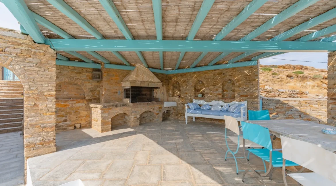 beautiful-panoramic-house-for-sale-in-io_12