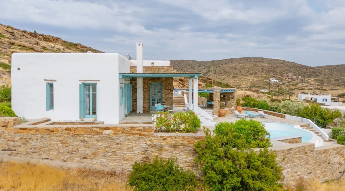 beautiful-panoramic-house-for-sale-in-io_13