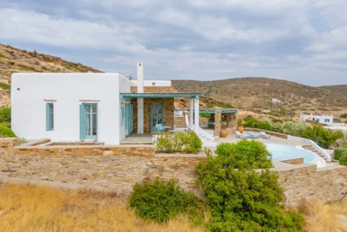 beautiful-panoramic-house-for-sale-in-io_13