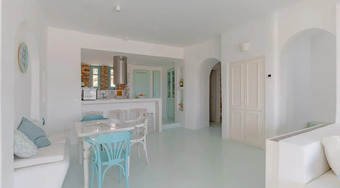 beautiful-panoramic-house-for-sale-in-io_18