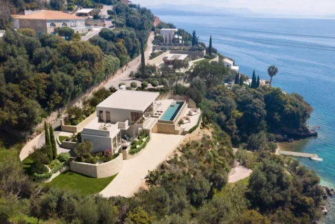 beautiful-seafront-villa-for-sale-in-cor_10