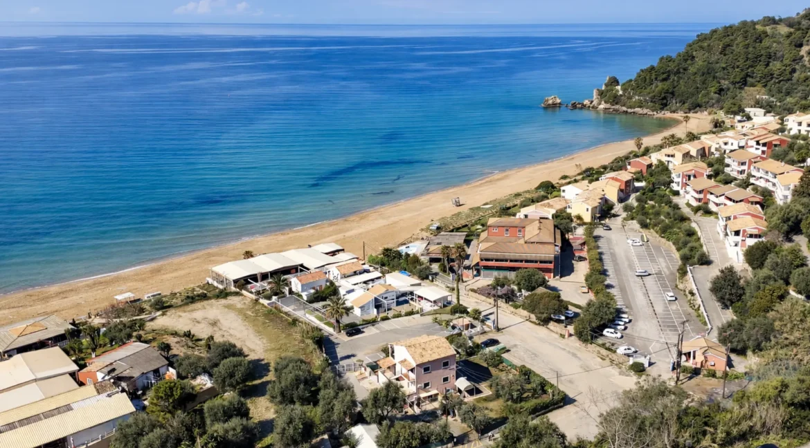 buy-a-beachfront-villa-in-corfu-17516371_06