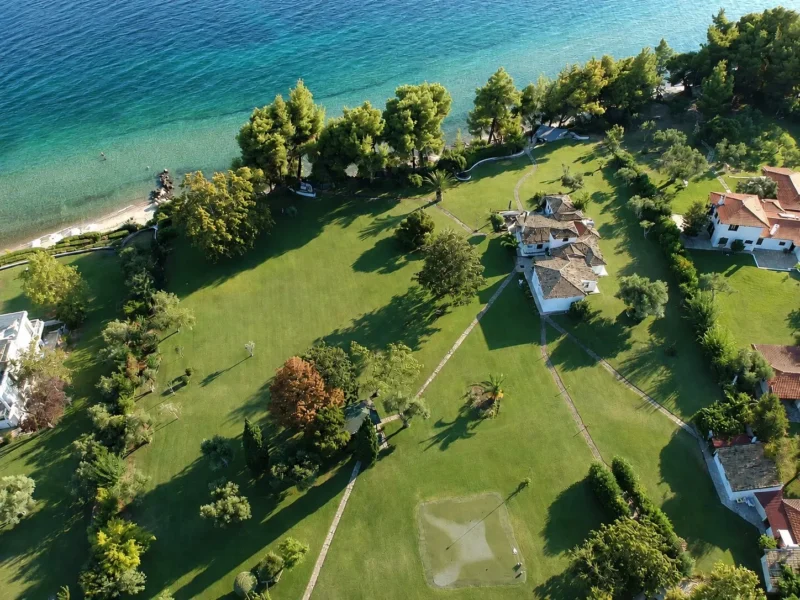 Buy a Waterfront Villa in Halkidiki