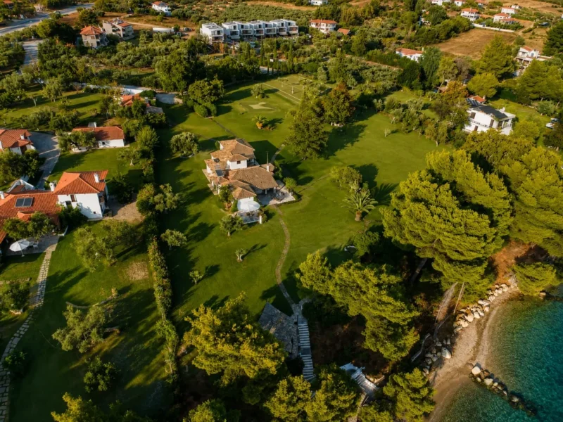 Buy a Waterfront Villa in Halkidiki