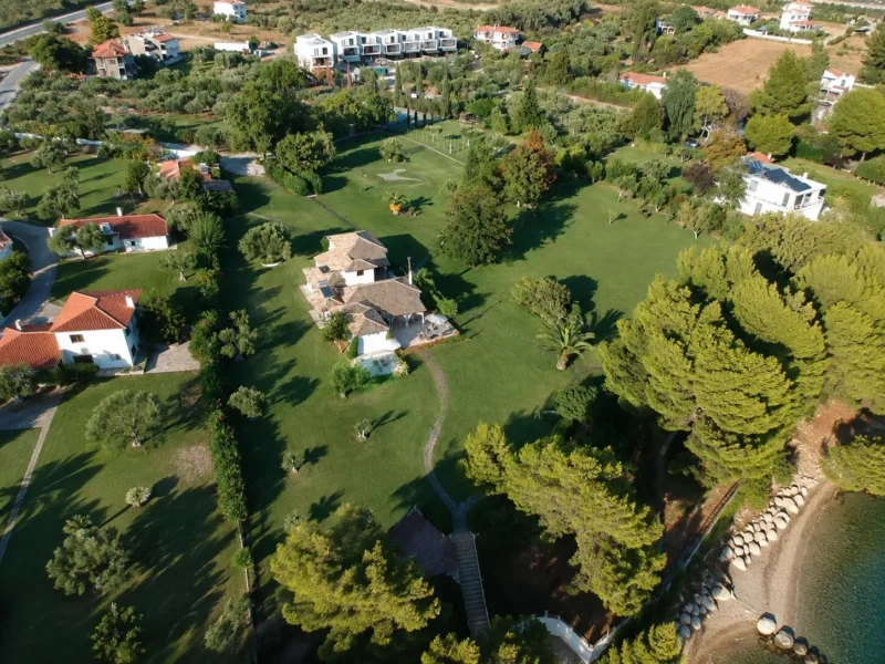 Buy a Waterfront Villa in Halkidiki