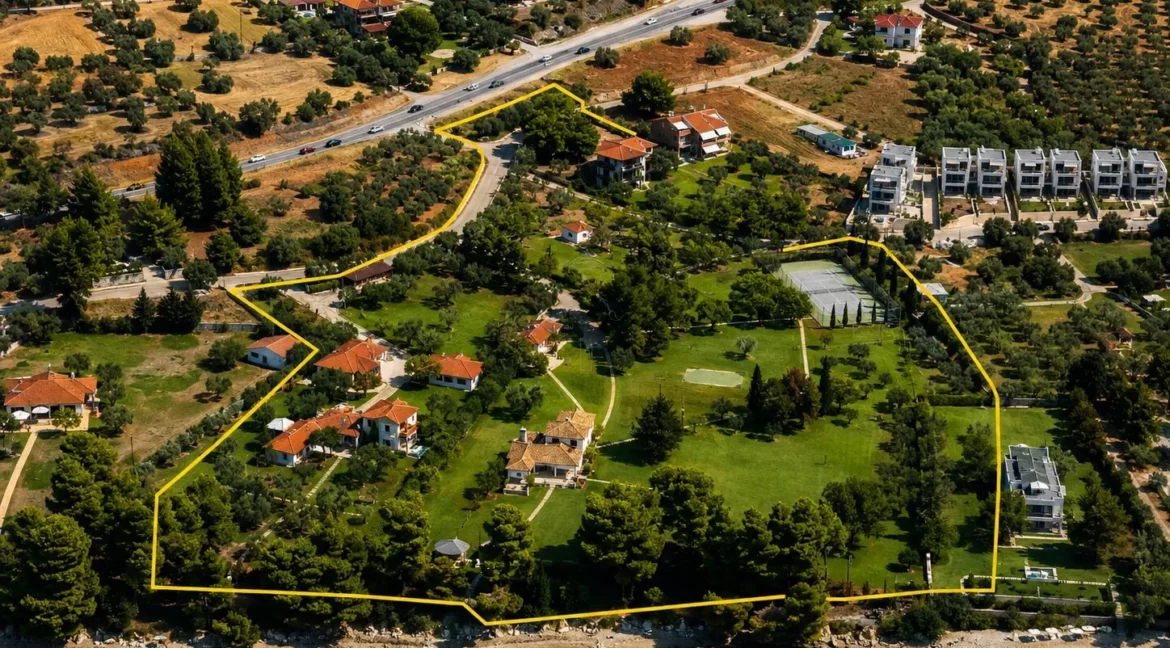 Buy a Waterfront Villa in Halkidiki