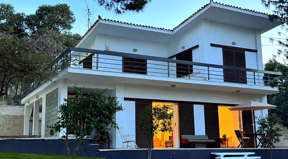 house-for-rent-varkiza-156-m-79989914_01