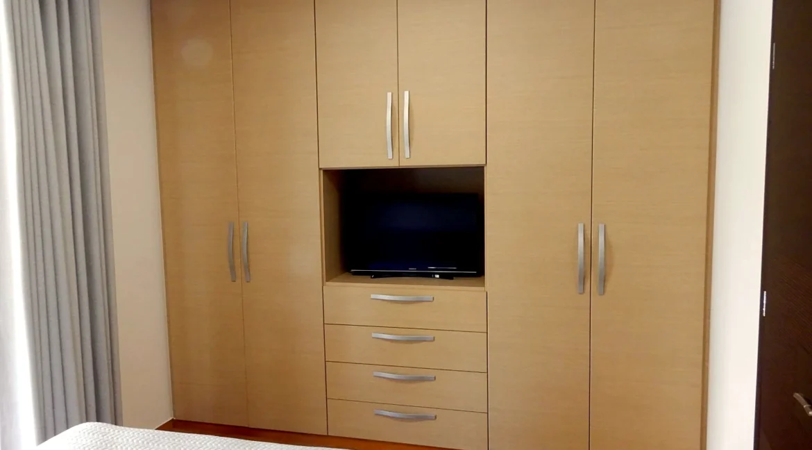 house-for-rent-voula-300-m-96682664_18