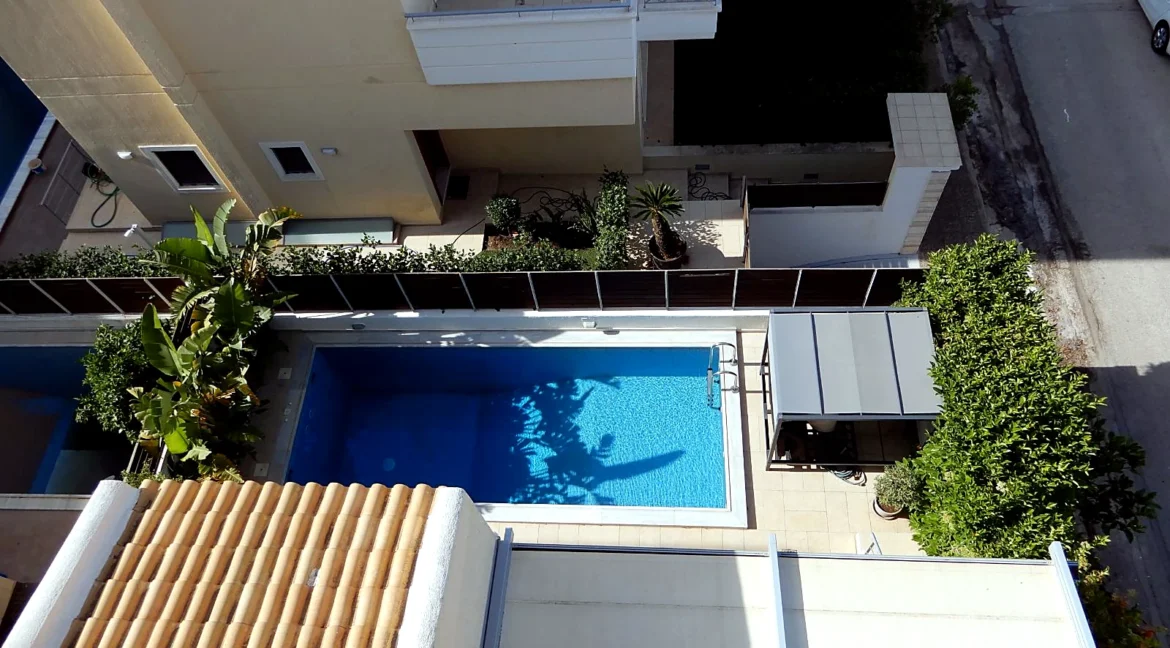 house-for-rent-voula-300-m-96682664_25
