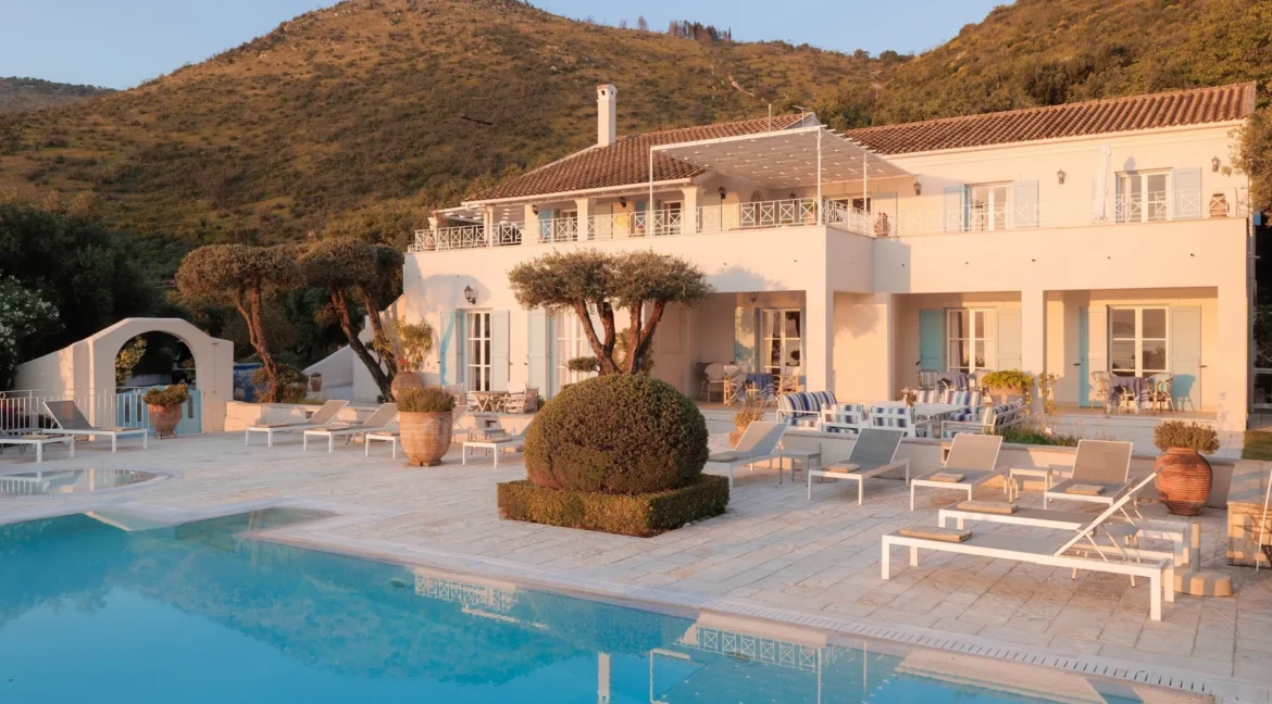 invest-in-a-villa-in-corfu-18187269_07