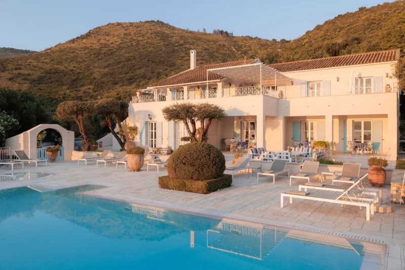 Villa in Corfu for sale