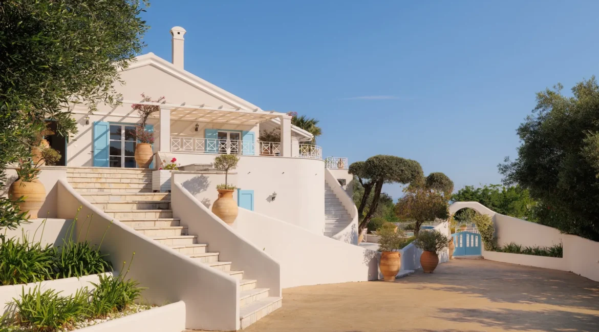 invest-in-a-villa-in-corfu-18187269_09